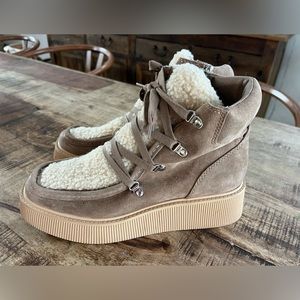 Dolce Vita Jasmin Wedge Boots Faux Fur Fleece Combat 8.5